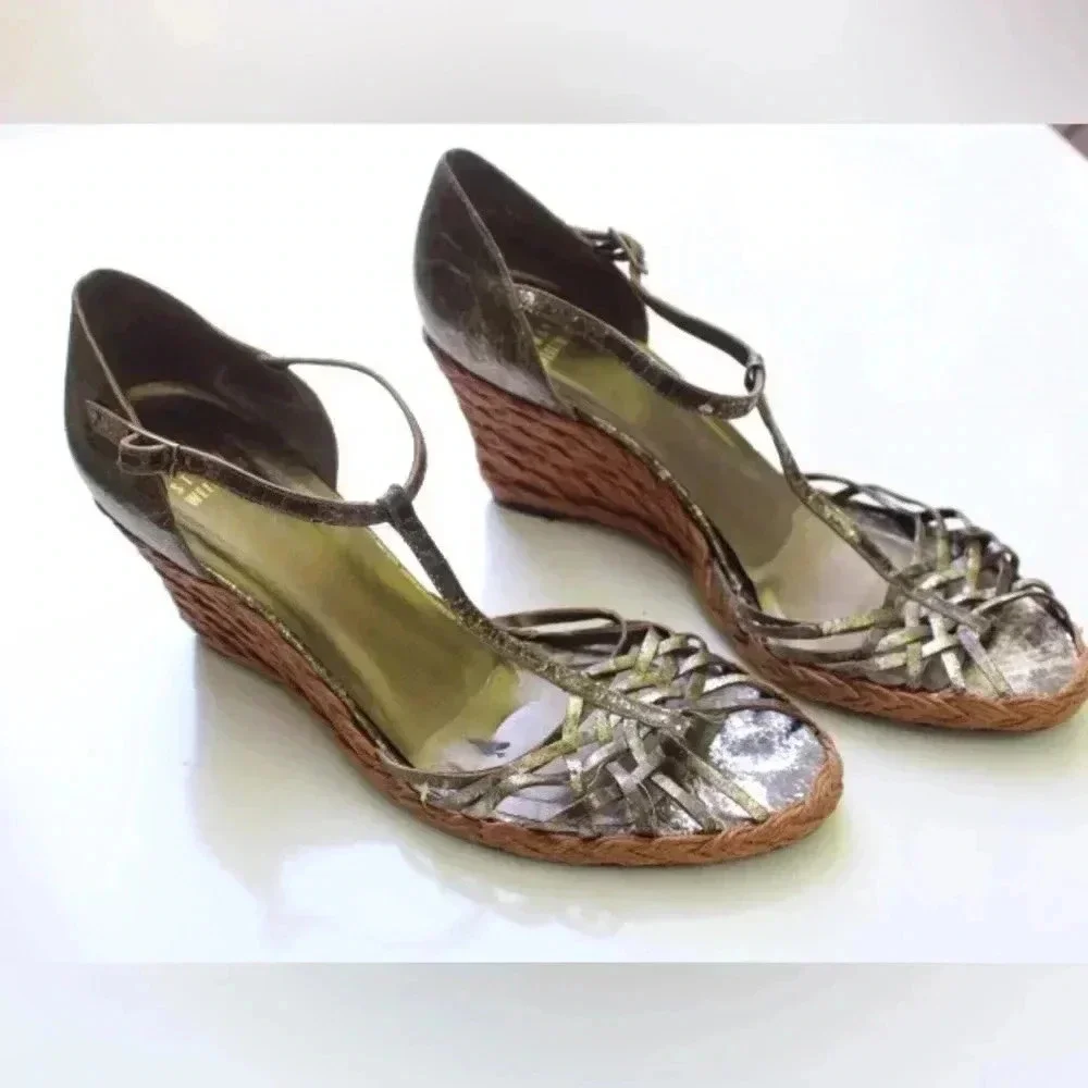 Stuart Weitzman wedges